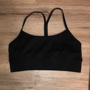 Lululemon sports bra top never worn